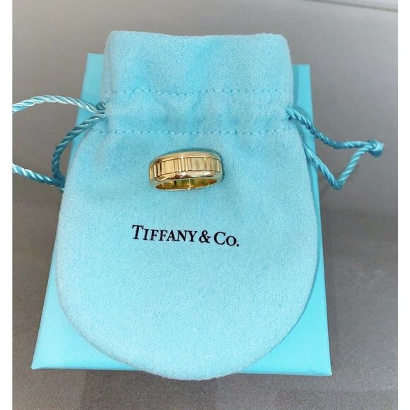Vintage Tiffany & Co. 18kt Atlas Band Size 5.5 - Picture 1 of 8